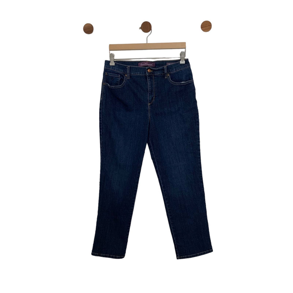 Gloria Vanderbilt Amanda Jeans Size 12 Short Blue Medium Wash Slim Straight Leg